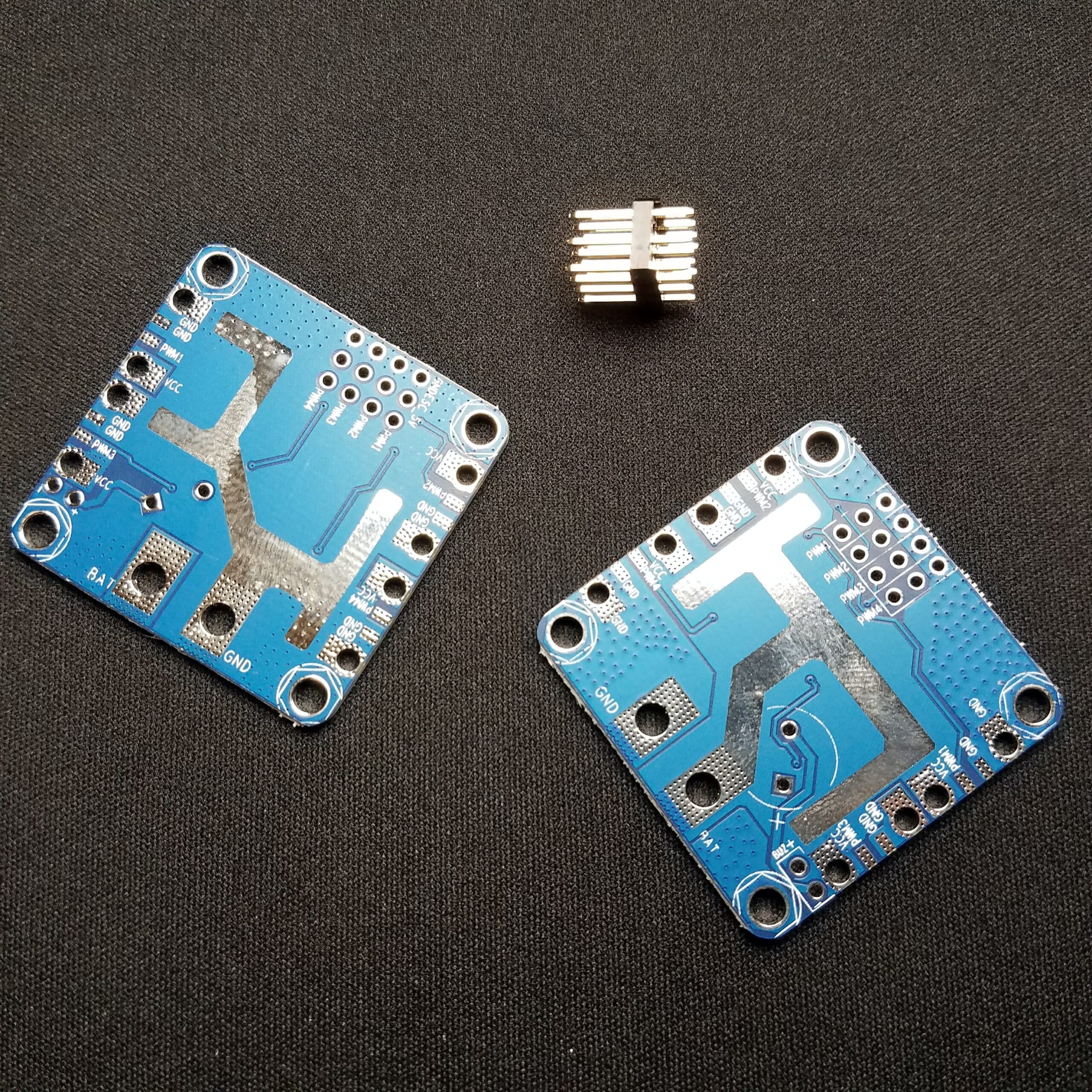 OMNIBUS Power/signal distribution board
